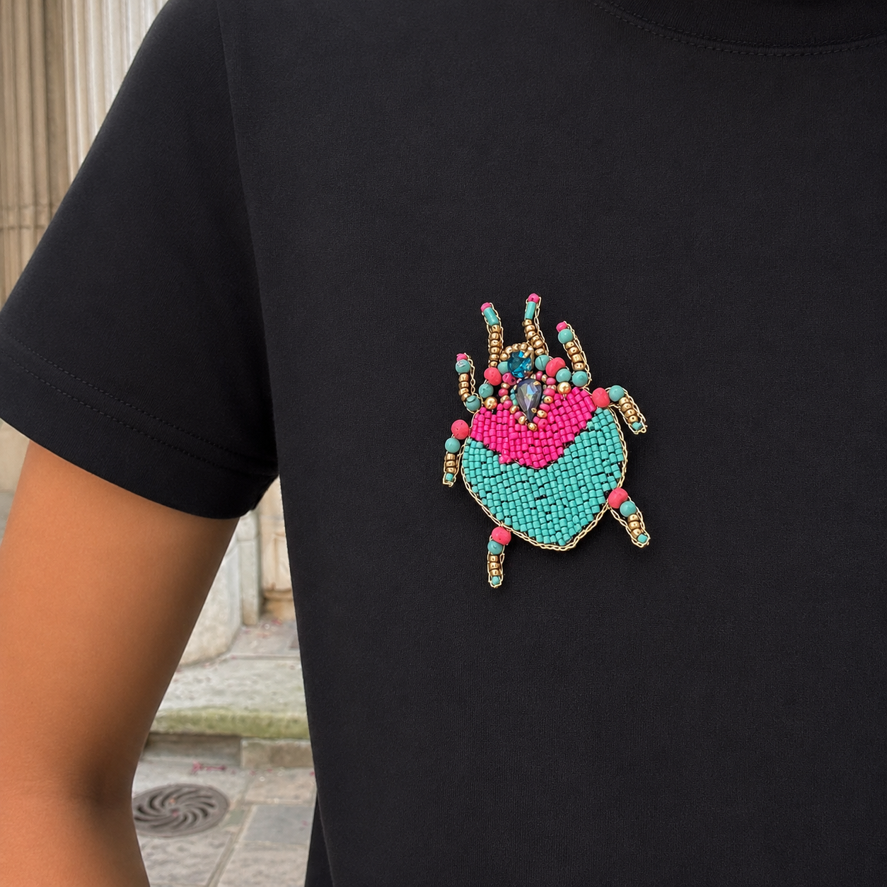 Radiant Scarabée - Broche